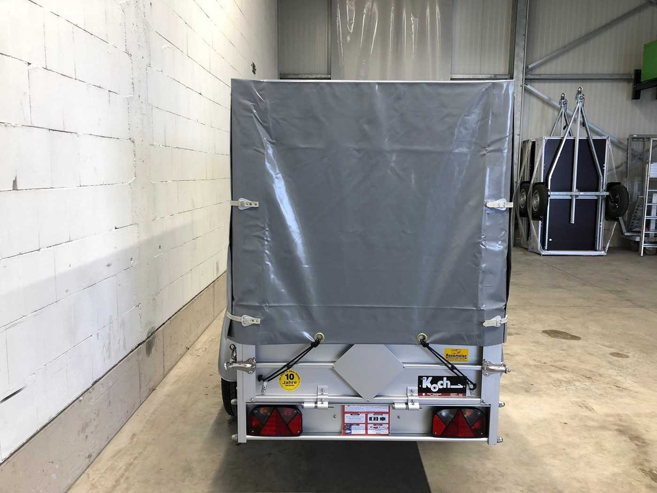KOCH B1000 Plane Kastenanhänger gebremst - مقطورة عربة: صورة 5 KOCH B1000 Plane Kastenanhänger gebremst - مقطورة عربة: صورة 5