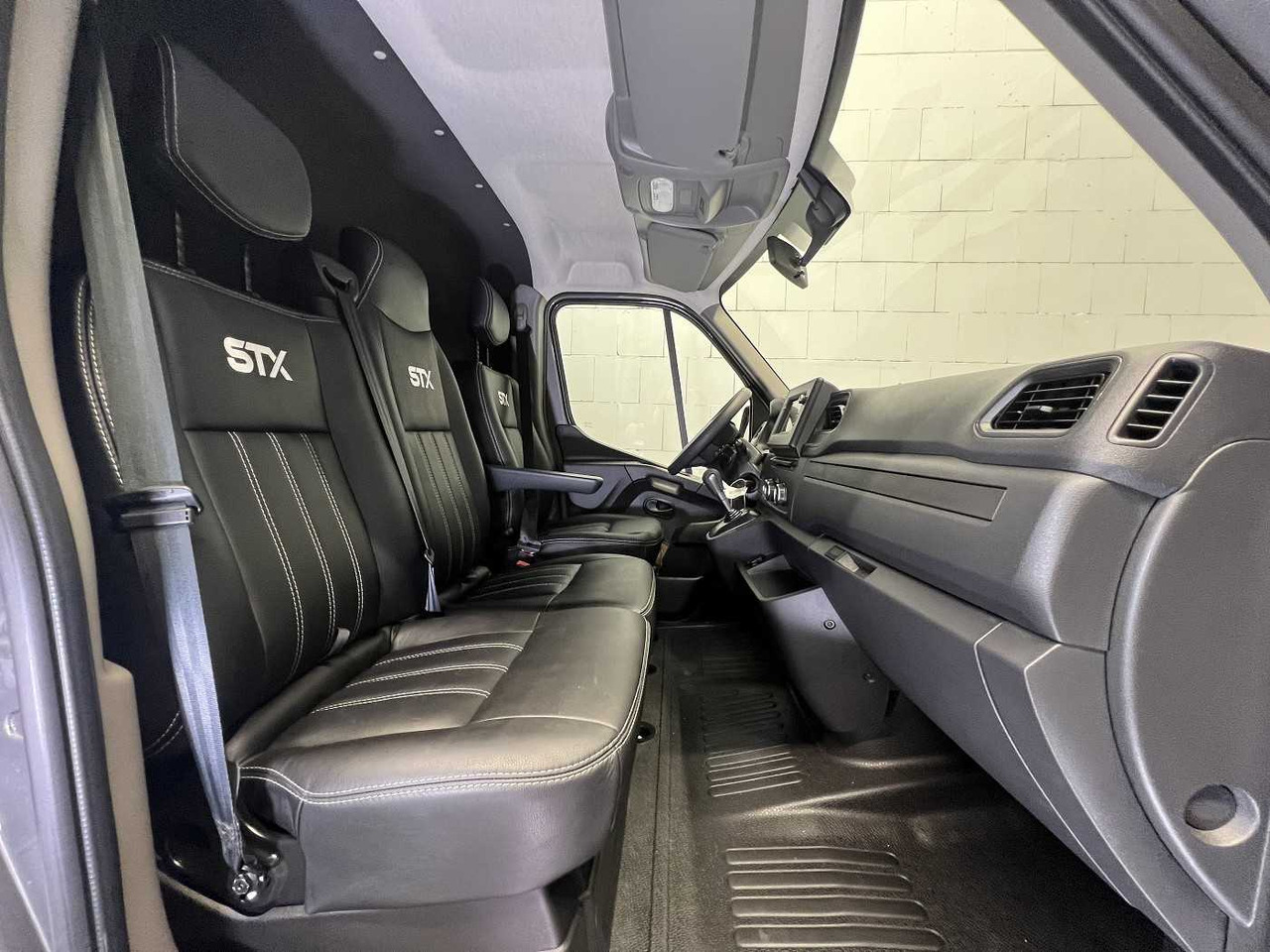 تأجير RENAULT Master Haras STX 3-Sitzer LKW RENAULT Master Haras STX 3-Sitzer LKW: صورة 19