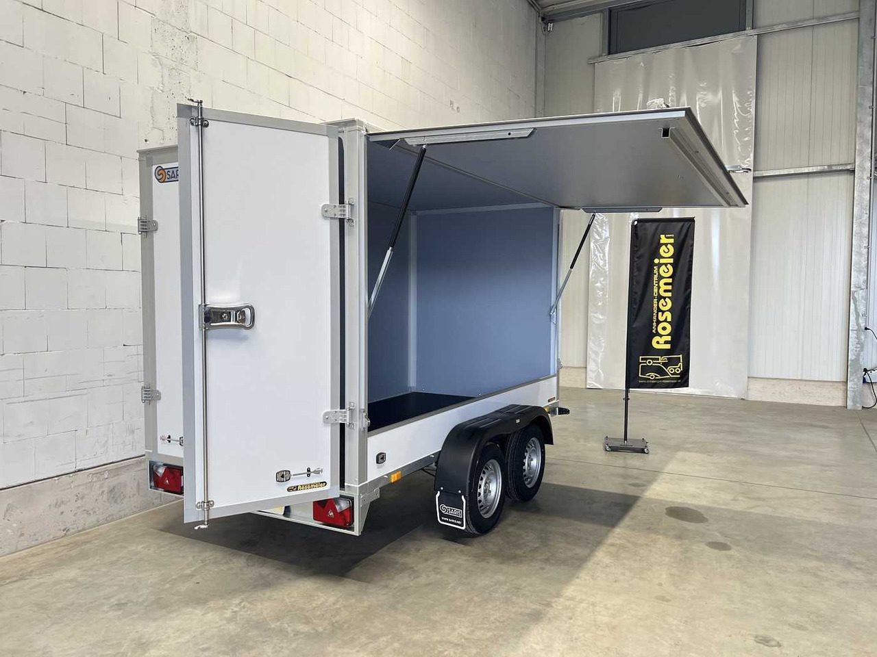 SARIS GO 306 154 180 2000 2 VKL Kofferanhänger - بيع مقطورة: صورة 3 SARIS GO 306 154 180 2000 2 VKL Kofferanhänger - بيع مقطورة: صورة 3