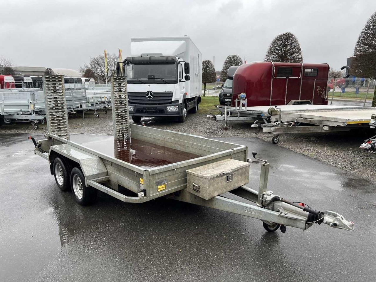 SARIS Magnum Explorer 350 Maschinentransporter - مقطورة لنقل المعدات: صورة 2 SARIS Magnum Explorer 350 Maschinentransporter - مقطورة لنقل المعدات: صورة 2