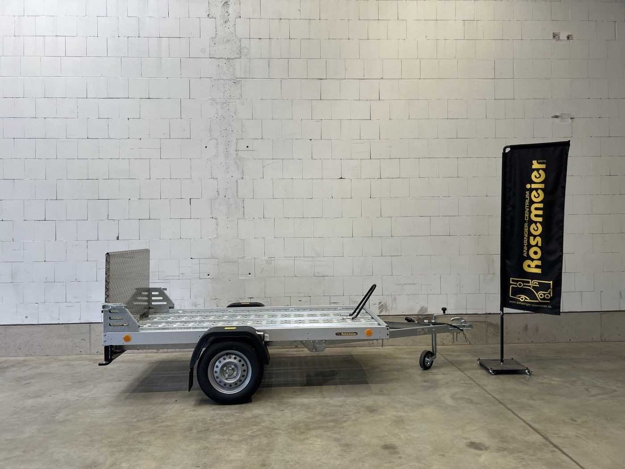 TPV KD-MUT3 Motorradanhänger - مقطورة دراجة نارية: صورة 1 TPV KD-MUT3 Motorradanhänger - مقطورة دراجة نارية: صورة 1