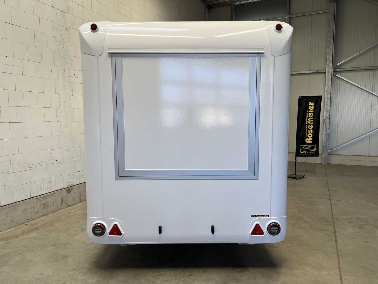 UNIWAGEN Gastro Kofferanhänger - بيع مقطورة: صورة 3 UNIWAGEN Gastro Kofferanhänger - بيع مقطورة: صورة 3