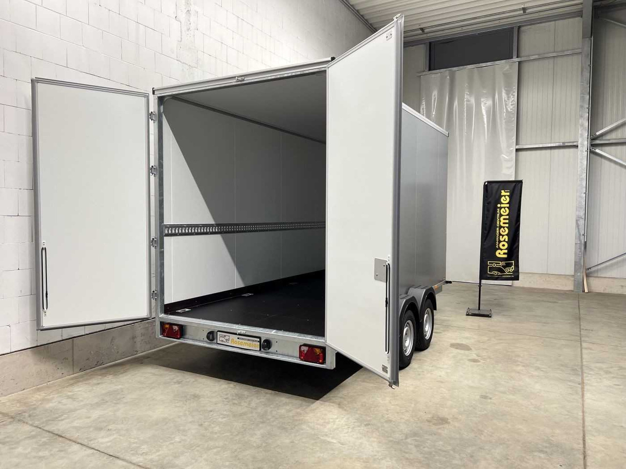 VEZEKO TK D 35.40 SP Flügeltüren Sond Kofferanhänger - مقطورة بصندوق مغلق: صورة 2 VEZEKO TK D 35.40 SP Flügeltüren Sond Kofferanhänger - مقطورة بصندوق مغلق: صورة 2