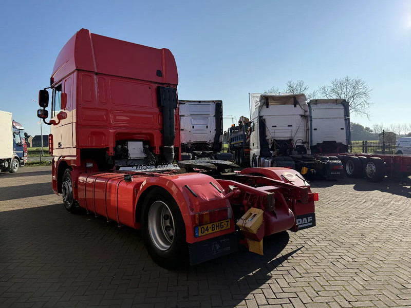 DAF XF 105.460 XF105-460 4X2 SUPERSPCECAB RETARDER - مقطورة السحب: صورة 3 DAF XF 105.460 XF105-460 4X2 SUPERSPCECAB RETARDER - مقطورة السحب: صورة 3