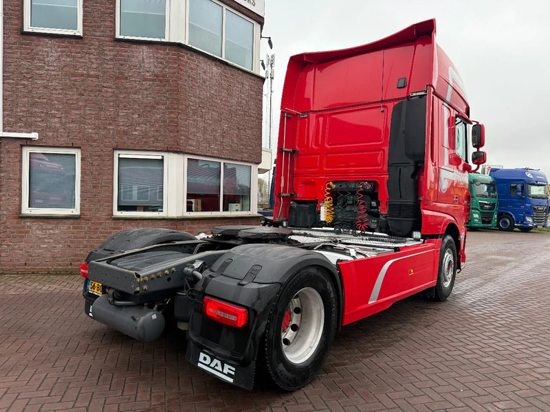 DAF XF 440 XF440 4X2 SSC / Full options / Hydraulics / Leder / Smart Tacho / TOP ZUSTAND - رأس تريلا: صورة 4 DAF XF 440 XF440 4X2 SSC / Full options / Hydraulics / Leder / Smart Tacho / TOP ZUSTAND - رأس تريلا: صورة 4