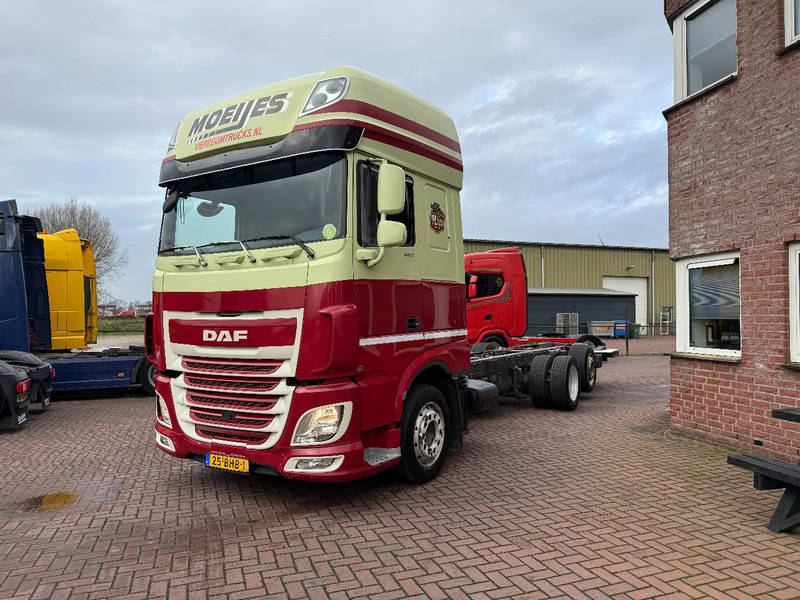 DAF XF 460 XF460 6X2 SCC EURO6 CHASSIS - HOLLAND TRUCK - SMART TACHO -TOP CONDITION!!!! - شاحنة بهيكل معدني للمقصورة: صورة 2 DAF XF 460 XF460 6X2 SCC EURO6 CHASSIS - HOLLAND TRUCK - SMART TACHO -TOP CONDITION!!!! - شاحنة بهيكل معدني للمقصورة: صورة 2