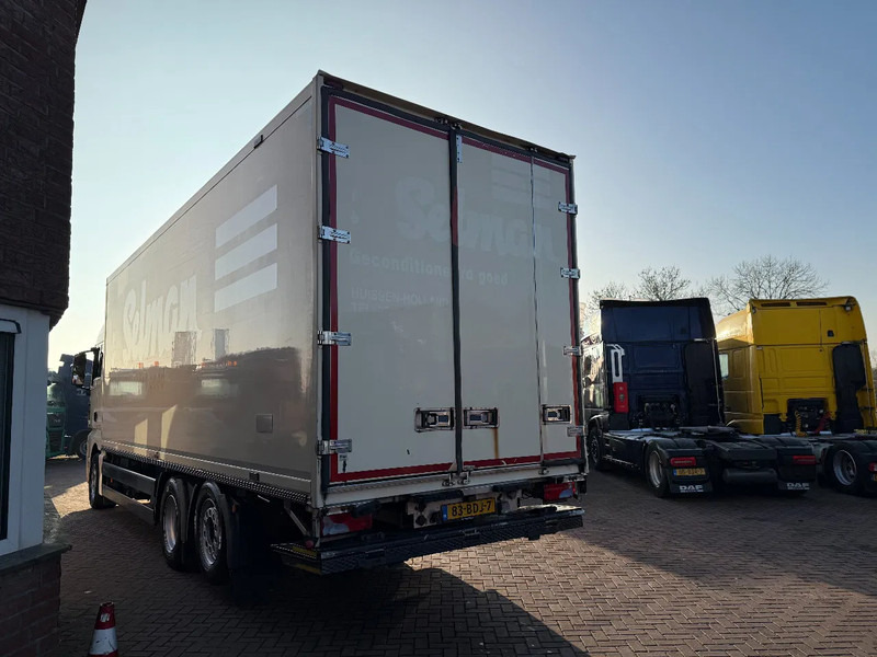 MAN TGX TGX 26.400 6X2-2 BL Iso Koffer mit LBW und Heizung EURO6 Holland Truck - شاحنة صندوقية: صورة 3 MAN TGX TGX 26.400 6X2-2 BL Iso Koffer mit LBW und Heizung EURO6 Holland Truck - شاحنة صندوقية: صورة 3