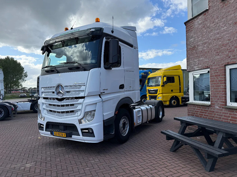 Mercedes-Benz Actros Actros 1842LS Euro6 / 2x Tank / 894.013km / Smart Tacho / TOP ZUSTAND !!!!!!! - مقطورة السحب: صورة 2 Mercedes-Benz Actros Actros 1842LS Euro6 / 2x Tank / 894.013km / Smart Tacho / TOP ZUSTAND !!!!!!! - مقطورة السحب: صورة 2