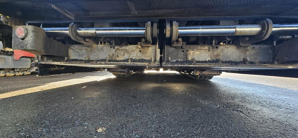 راصف أسفلت VOLVO ABG P7820C: صورة 6