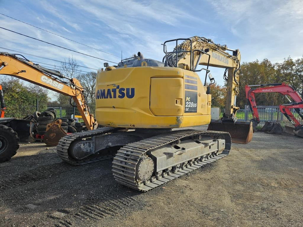KOMATSU - حفار زاحف: صورة 5 KOMATSU - حفار زاحف: صورة 5