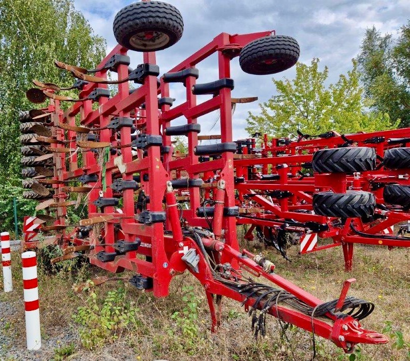 Horsch Tiger 8AS Reifenpacker - آلة حراثة: صورة 1 Horsch Tiger 8AS Reifenpacker - آلة حراثة: صورة 1