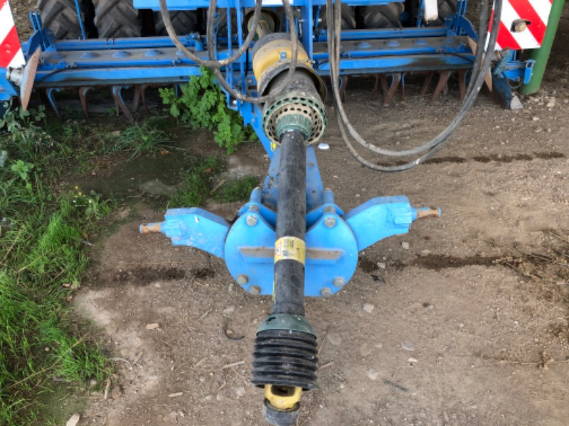Lemken Compact Solitair 9/400 Zirkon 10 starr - آلة بذر الحصاد: صورة 4 Lemken Compact Solitair 9/400 Zirkon 10 starr - آلة بذر الحصاد: صورة 4