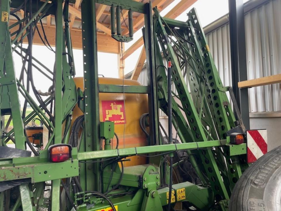 Amazone UG 3000 - رشاش مسحوب: صورة 5 Amazone UG 3000 - رشاش مسحوب: صورة 5