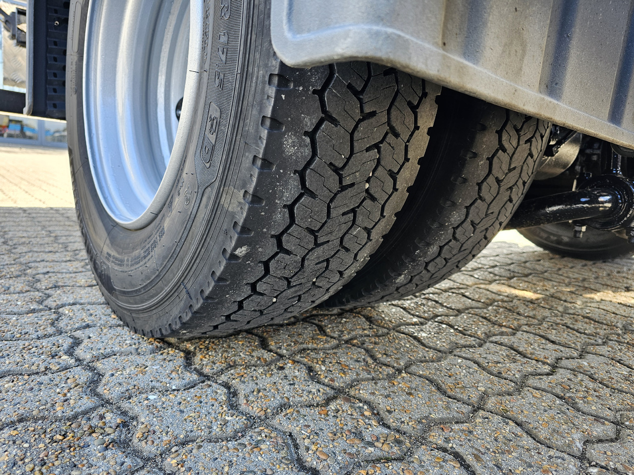 شاحنة قلاب, شاحنة كرين MAN TGL 10.220: صورة 13