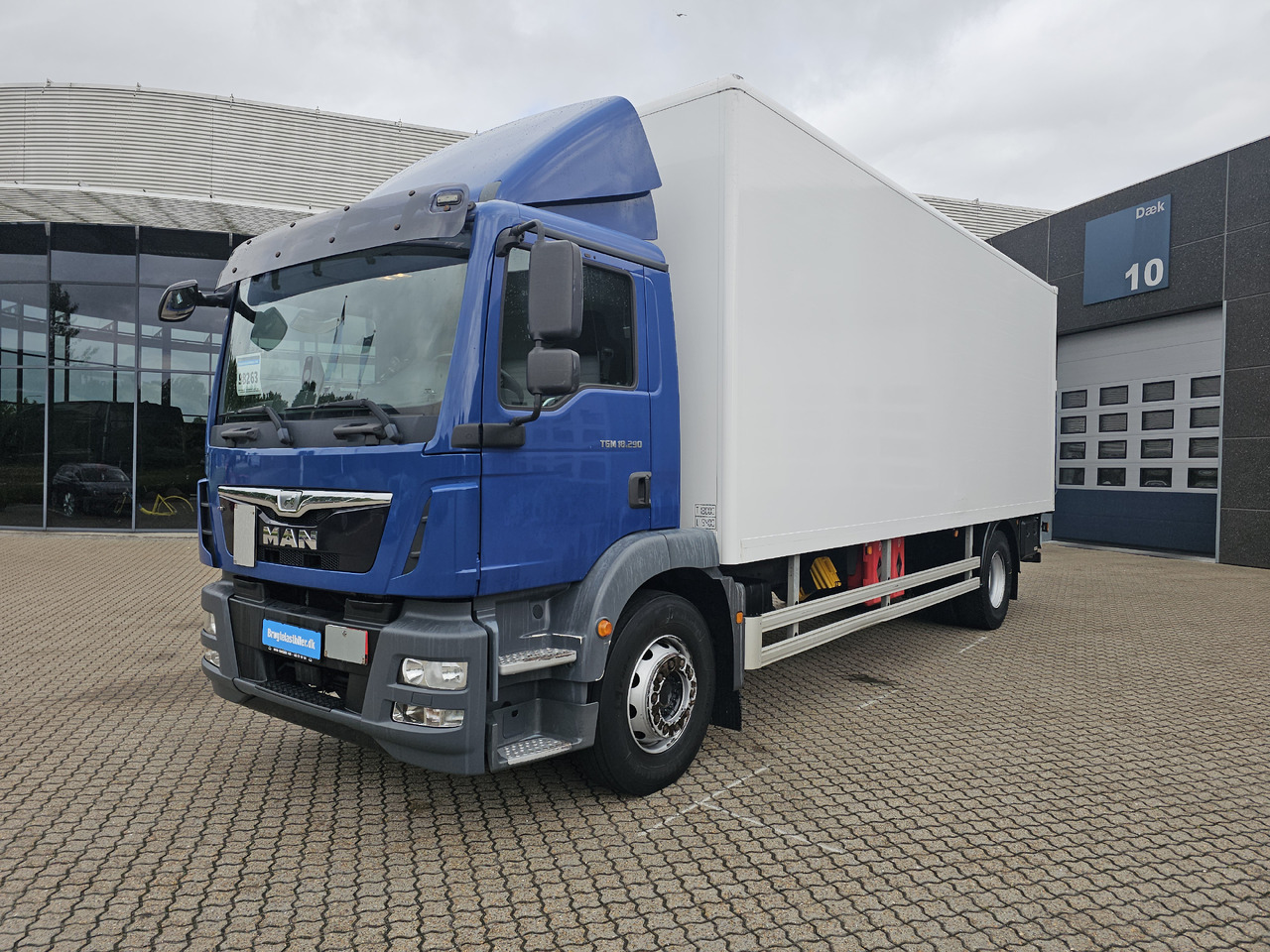 MAN TGM 18.290 - شاحنة صندوقية: صورة 1 MAN TGM 18.290 - شاحنة صندوقية: صورة 1