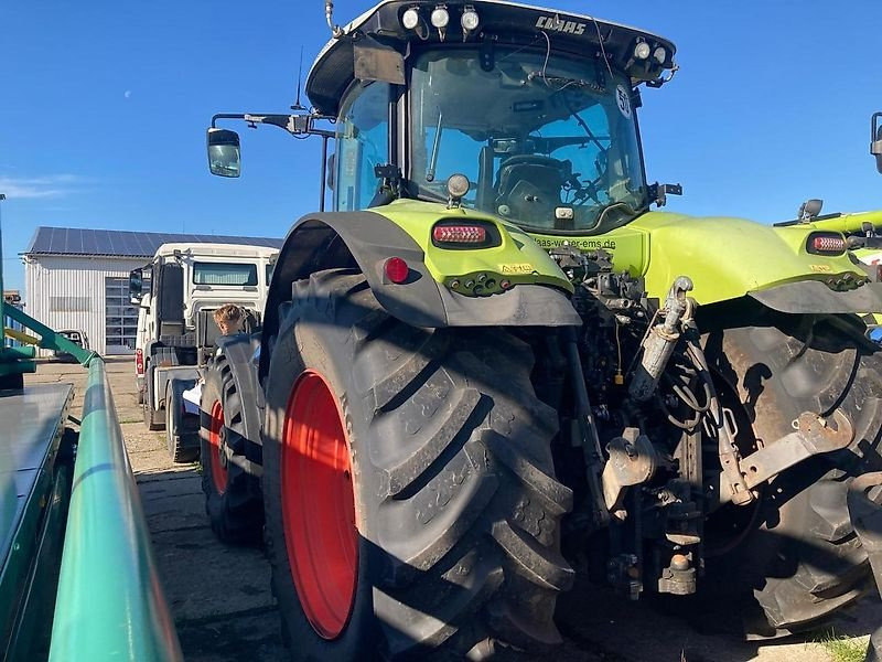CLAAS Axion 830 - جرار: صورة 4 CLAAS Axion 830 - جرار: صورة 4
