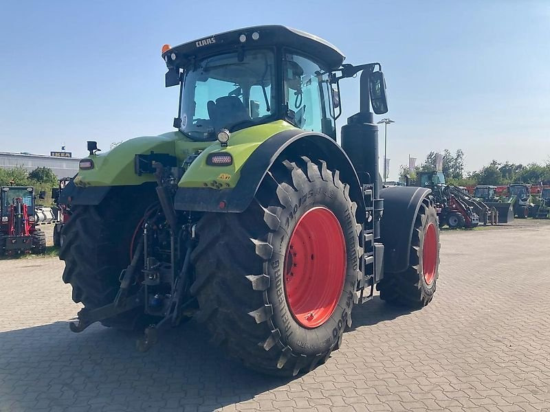 CLAAS Axion 930 - جرار: صورة 3 CLAAS Axion 930 - جرار: صورة 3