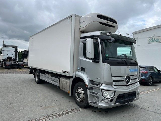 شاحنة ذات مبرد Mercedes-Benz Antos1835 Tiefkühlaufbau  Ladebordw. Thermoking: صورة 14