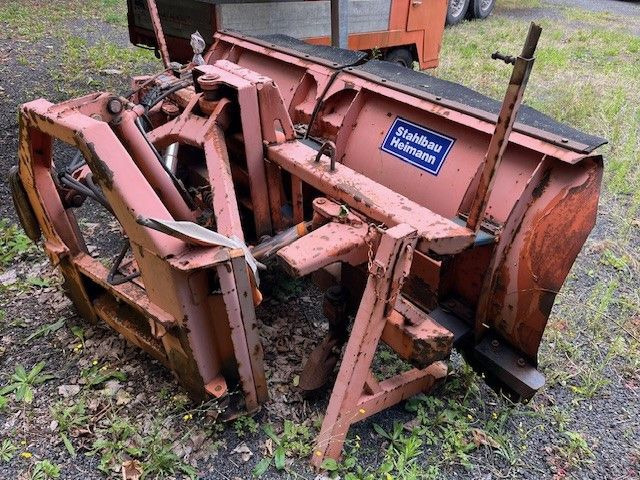 شاحنة قلاب Mercedes-Benz Unimog 418/10 Winterdienst2000: صورة 18 شاحنة قلاب Mercedes-Benz Unimog 418/10 Winterdienst2000: صورة 18