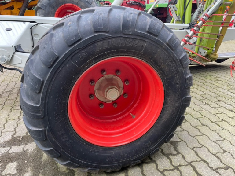 CLAAS Liner 3600 - نشارة الدريس/ شوكة جرف: صورة 3 CLAAS Liner 3600 - نشارة الدريس/ شوكة جرف: صورة 3