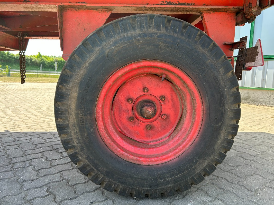 Dreiseitenkipper 8 to - شاحنة قلاب: صورة 2 Dreiseitenkipper 8 to - شاحنة قلاب: صورة 2