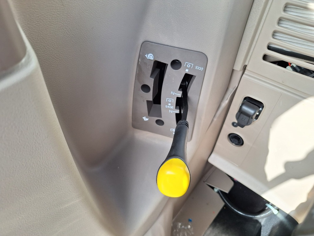 John Deere 6100M **MIETRÜCKLÄUFER** - جرار: صورة 5 John Deere 6100M **MIETRÜCKLÄUFER** - جرار: صورة 5