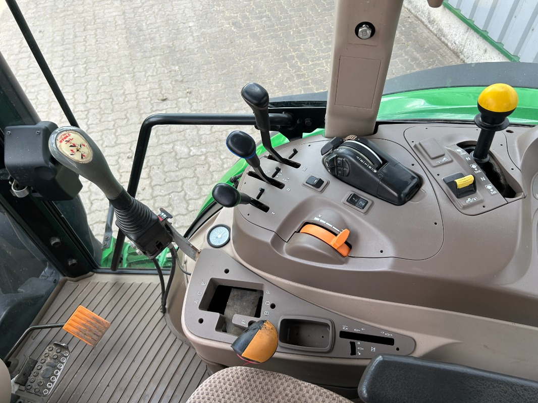 John Deere 6105 RC - جرار: صورة 2 John Deere 6105 RC - جرار: صورة 2
