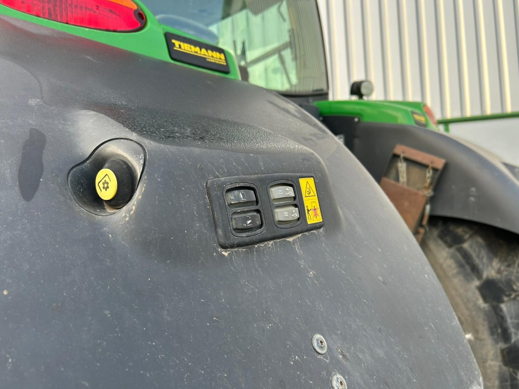 John Deere 6215R - جرار: صورة 4 John Deere 6215R - جرار: صورة 4