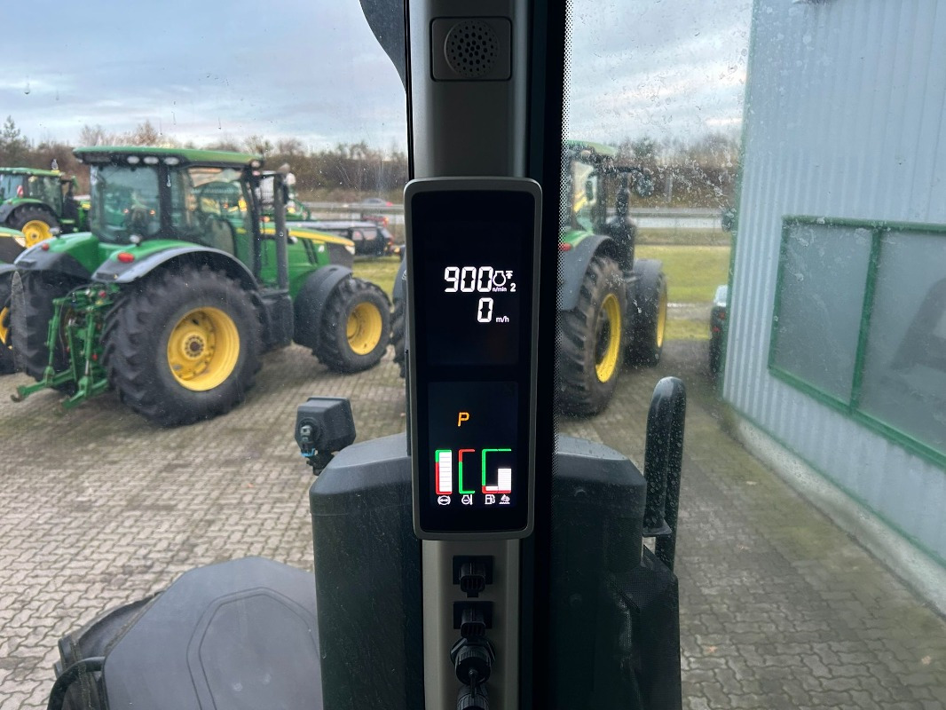 John Deere 7R 330 e23 - جرار: صورة 3 John Deere 7R 330 e23 - جرار: صورة 3