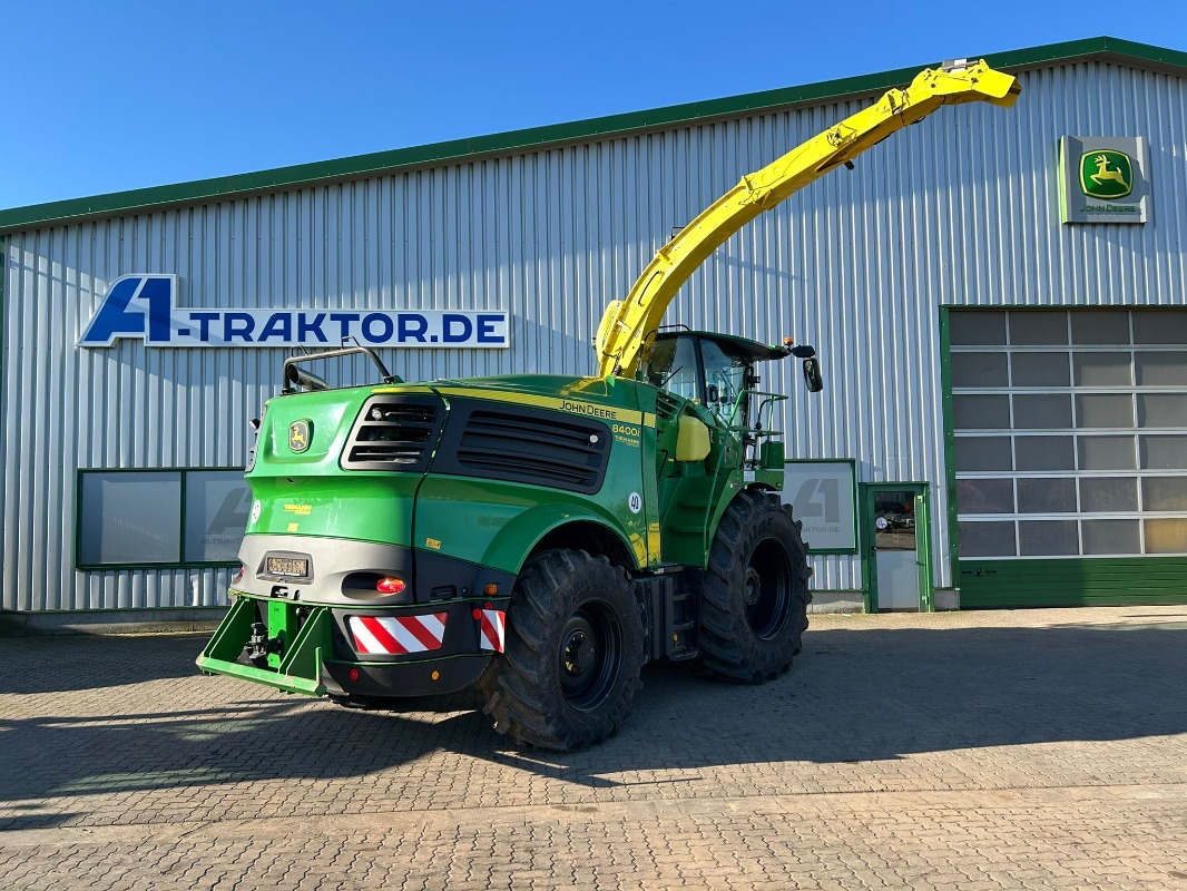 John Deere 8400i - آلات الحصاد: صورة 2 John Deere 8400i - آلات الحصاد: صورة 2