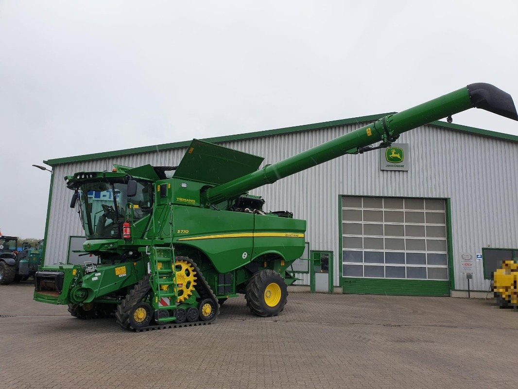John Deere S770 - حصادة: صورة 1 John Deere S770 - حصادة: صورة 1