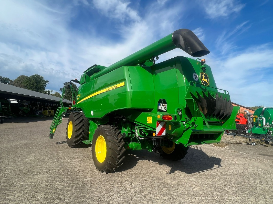 John Deere T560 - حصادة: صورة 3 John Deere T560 - حصادة: صورة 3