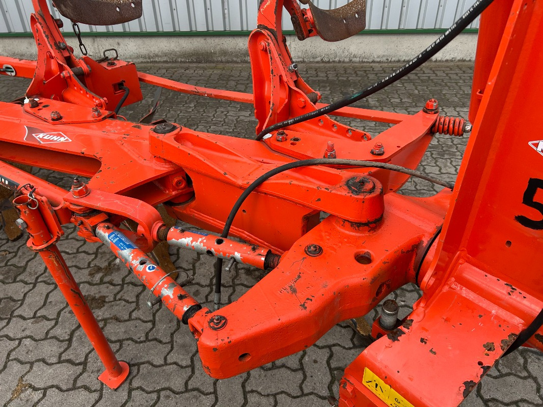 Kuhn Multi Master 113 4E - محراث: صورة 2 Kuhn Multi Master 113 4E - محراث: صورة 2