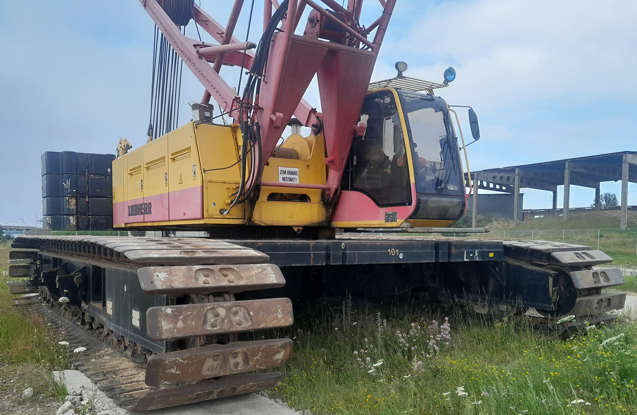Liebherr LR1130 - آلات الإنشاء: صورة 1 Liebherr LR1130 - آلات الإنشاء: صورة 1