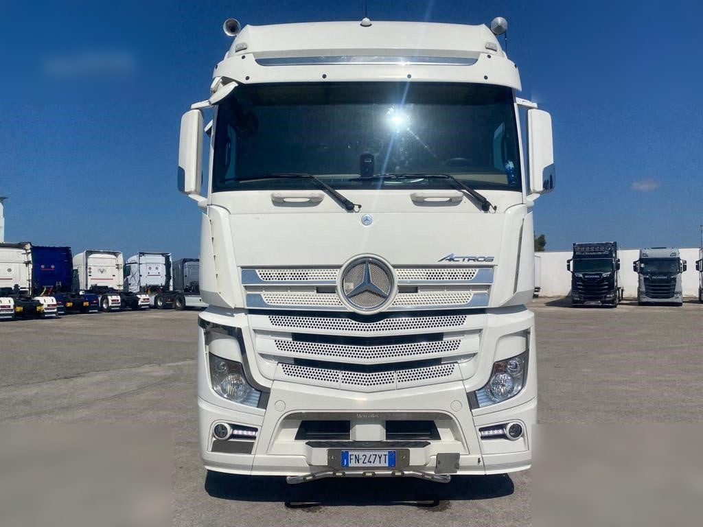 MERCEDES-BENZ ACTROS 2545 - شاحنة بهيكل معدني للمقصورة: صورة 2 MERCEDES-BENZ ACTROS 2545 - شاحنة بهيكل معدني للمقصورة: صورة 2