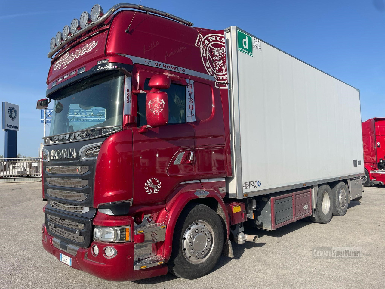 SCANIA R730 - شاحنة صندوقية: صورة 2 SCANIA R730 - شاحنة صندوقية: صورة 2