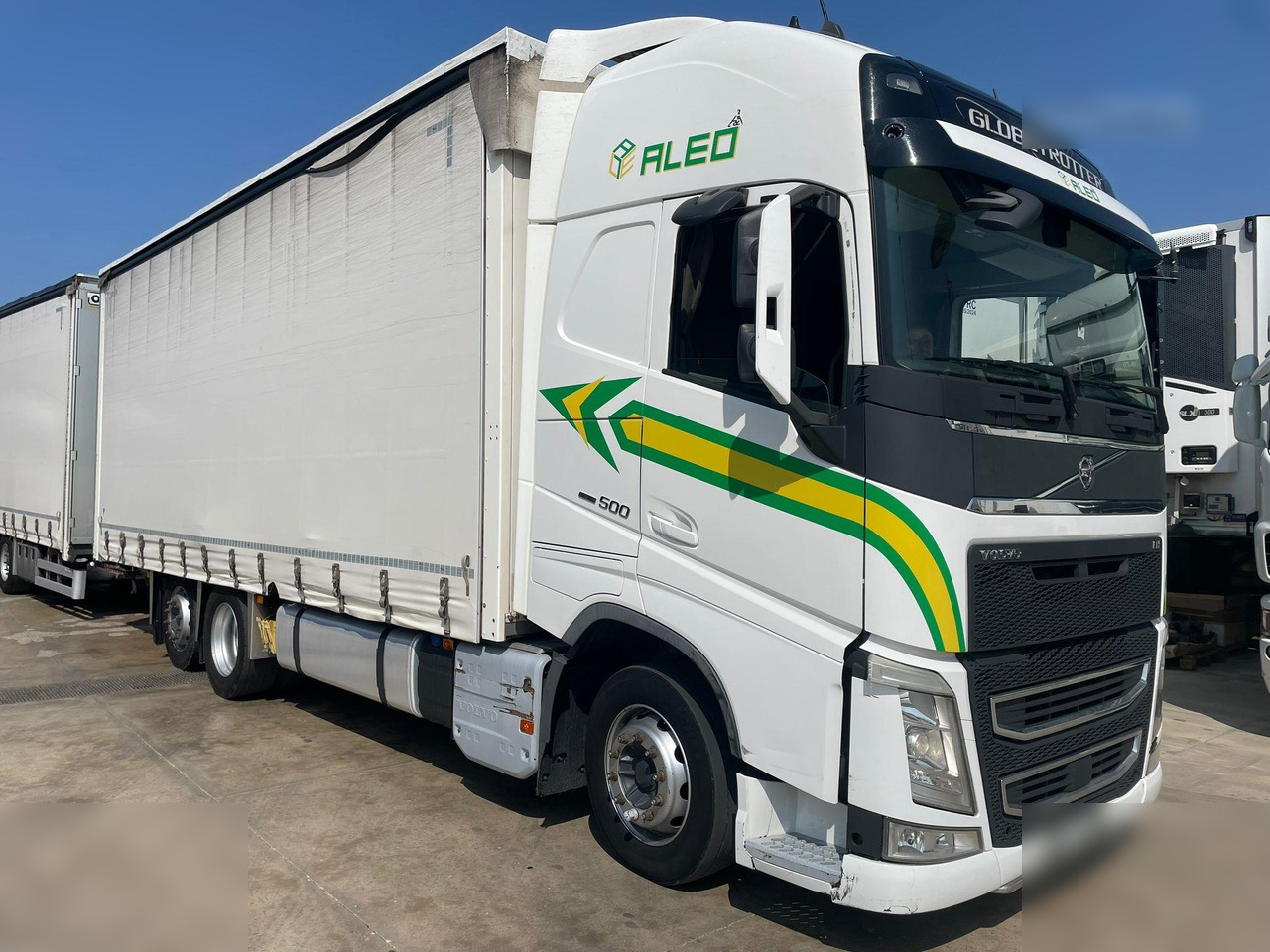 VOLVO FH13.500 - شاحنة ذات ستائر جانبية: صورة 1 VOLVO FH13.500 - شاحنة ذات ستائر جانبية: صورة 1