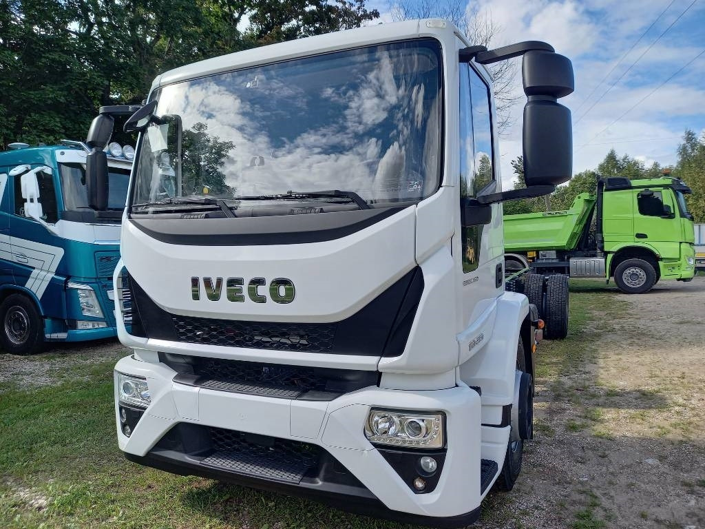 Iveco Eurocargo ML180E/FP,4x2, NEW, NOT USED - شاحنة بهيكل معدني للمقصورة: صورة 4 Iveco Eurocargo ML180E/FP,4x2, NEW, NOT USED - شاحنة بهيكل معدني للمقصورة: صورة 4