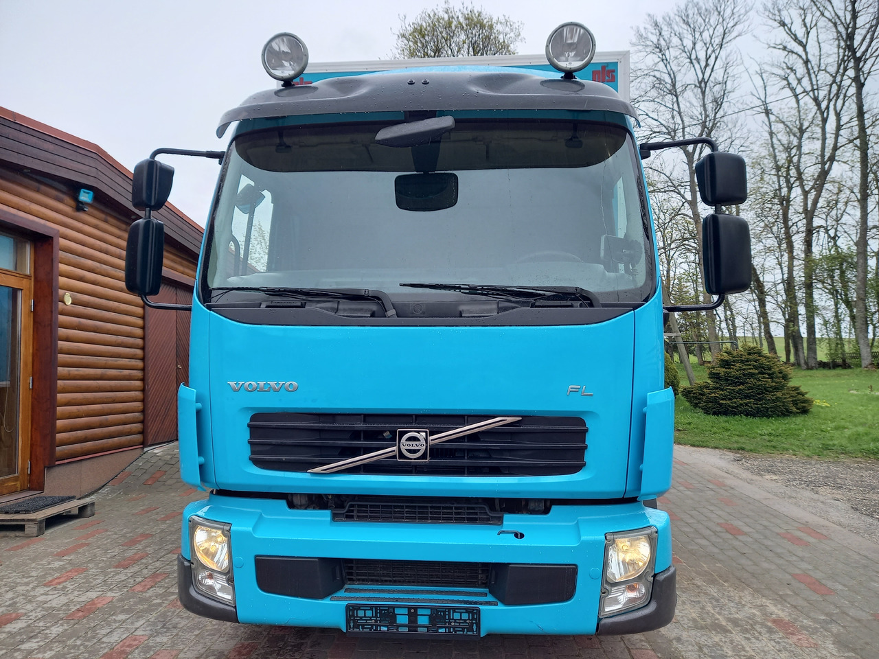 VOLVO FL, 4x2, 16000 KG. EEV - شاحنة صندوقية: صورة 4 VOLVO FL, 4x2, 16000 KG. EEV - شاحنة صندوقية: صورة 4
