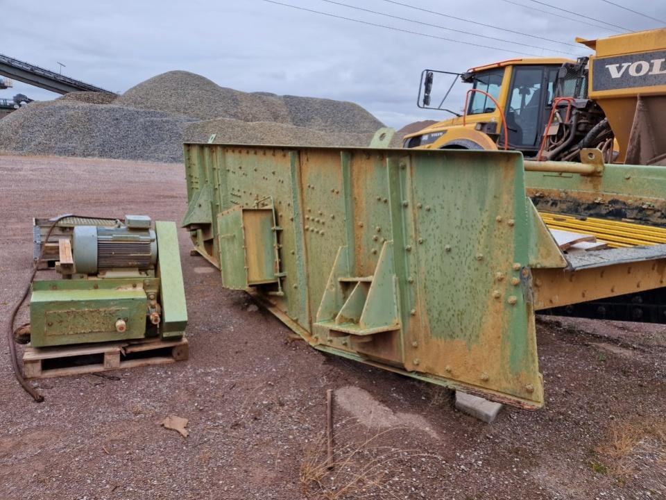 Stichweh 6m Eindeck Siebmaschine 2,4 m × 6 m - آلة فرز: صورة 2 Stichweh 6m Eindeck Siebmaschine 2,4 m × 6 m - آلة فرز: صورة 2