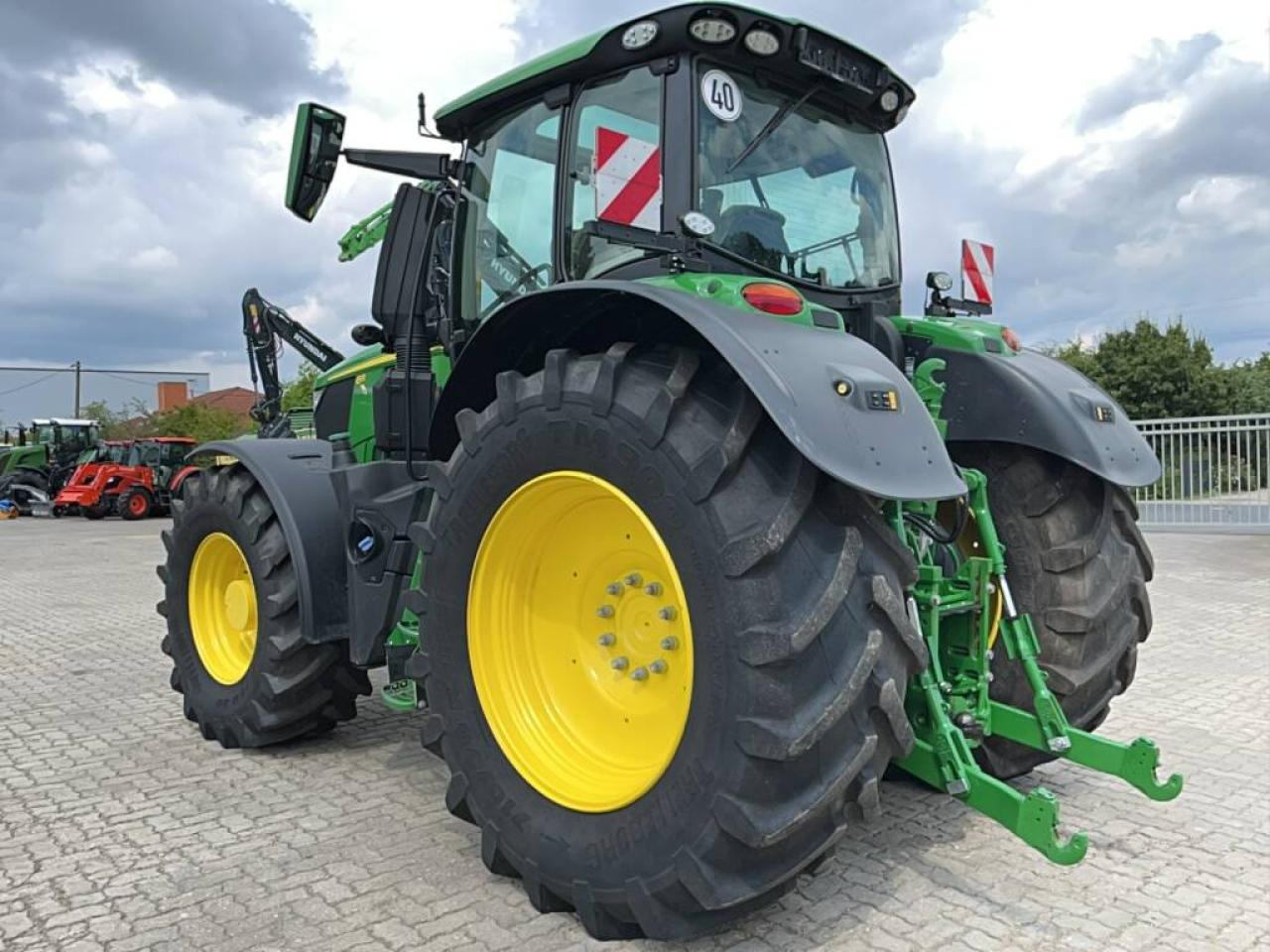 John Deere 6R230 - جرار: صورة 4 John Deere 6R230 - جرار: صورة 4