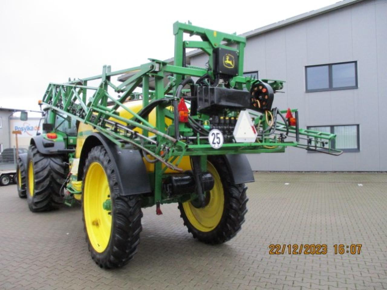 John Deere 740 - رشاش مسحوب: صورة 3 John Deere 740 - رشاش مسحوب: صورة 3