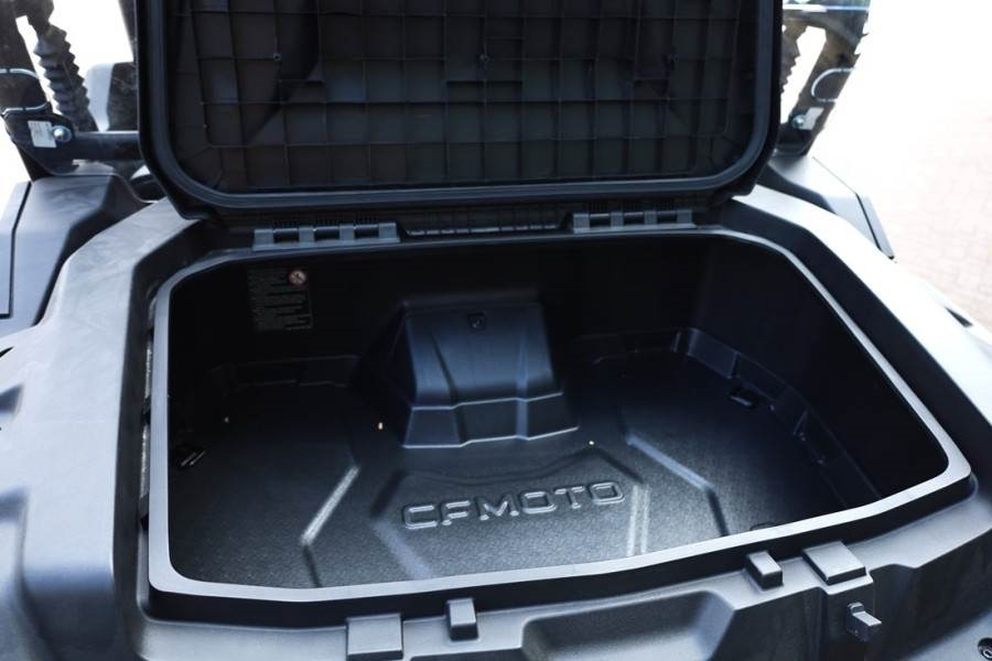عربة جميع التضاريس/ رباعية العجلات CFMoto ZFORCE 950 Sport V4 4x4 independant suspension, LE: صورة 13 عربة جميع التضاريس/ رباعية العجلات CFMoto ZFORCE 950 Sport V4 4x4 independant suspension, LE: صورة 13