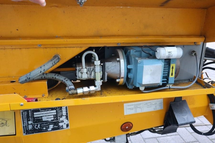 Denka-Lift JR12 Electric, 12m Working Height, 6.7m Reach, 120 - منصة العمل الجوية مقطورة: صورة 5 Denka-Lift JR12 Electric, 12m Working Height, 6.7m Reach, 120 - منصة العمل الجوية مقطورة: صورة 5