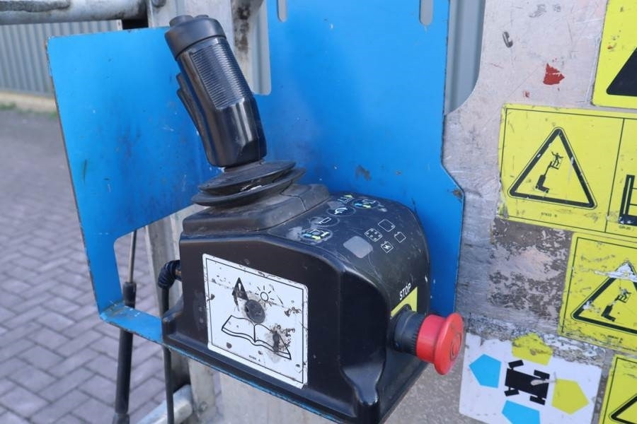 Genie GR20 Electric, 8m Working Height, Non Marking Tyre - مرفاع مفصلي: صورة 4 Genie GR20 Electric, 8m Working Height, Non Marking Tyre - مرفاع مفصلي: صورة 4