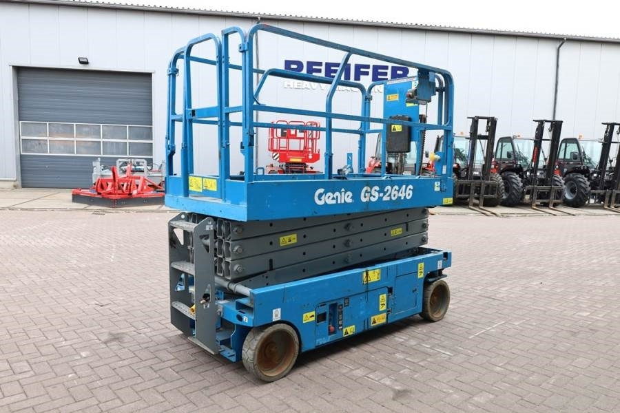 Genie GS2646 Electric, Working Height 9.80m, Capacity 45 - مرفاع مقصي: صورة 2 Genie GS2646 Electric, Working Height 9.80m, Capacity 45 - مرفاع مقصي: صورة 2