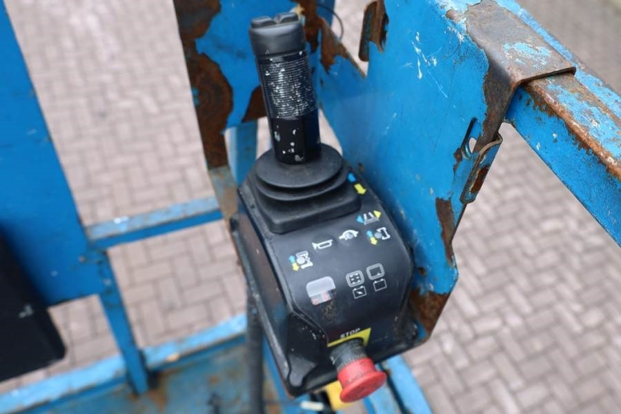 Genie GS3246 Electric, Working Height 11.75 m, 318kg Cap - مرفاع مقصي: صورة 4 Genie GS3246 Electric, Working Height 11.75 m, 318kg Cap - مرفاع مقصي: صورة 4