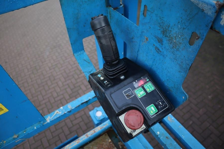 Genie GS4069DC Electric, 14m Working Height, 363kg Capac - مرفاع مقصي: صورة 5 Genie GS4069DC Electric, 14m Working Height, 363kg Capac - مرفاع مقصي: صورة 5