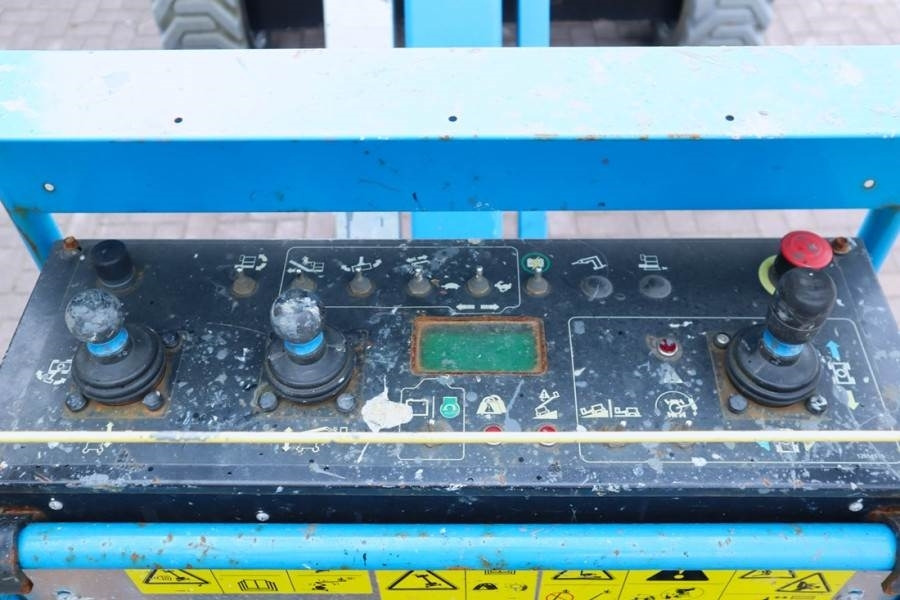 Genie Z45FE/DC Hybrid Hybrid, 4x4 Drive, 16m Working Hei - مرفاع مفصلي: صورة 5 Genie Z45FE/DC Hybrid Hybrid, 4x4 Drive, 16m Working Hei - مرفاع مفصلي: صورة 5