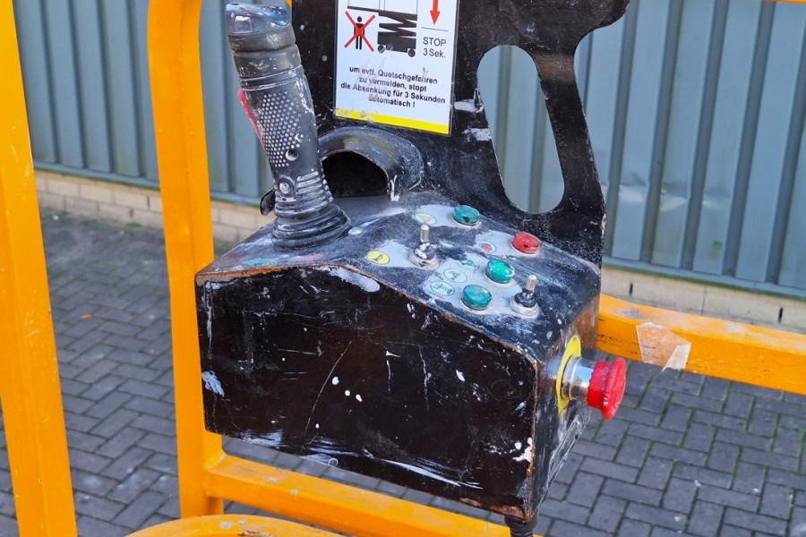 Haulotte Compact 10 Electric, 10m Working Height, 450kg Cap - مرفاع مقصي: صورة 4 Haulotte Compact 10 Electric, 10m Working Height, 450kg Cap - مرفاع مقصي: صورة 4